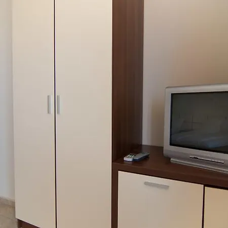 Hiora Αγαθούπολη