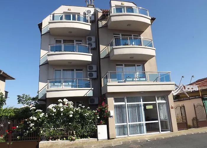 Guest house Hiora 3*