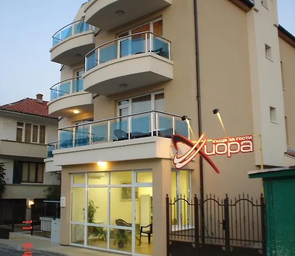 Guest house Hiora 3*